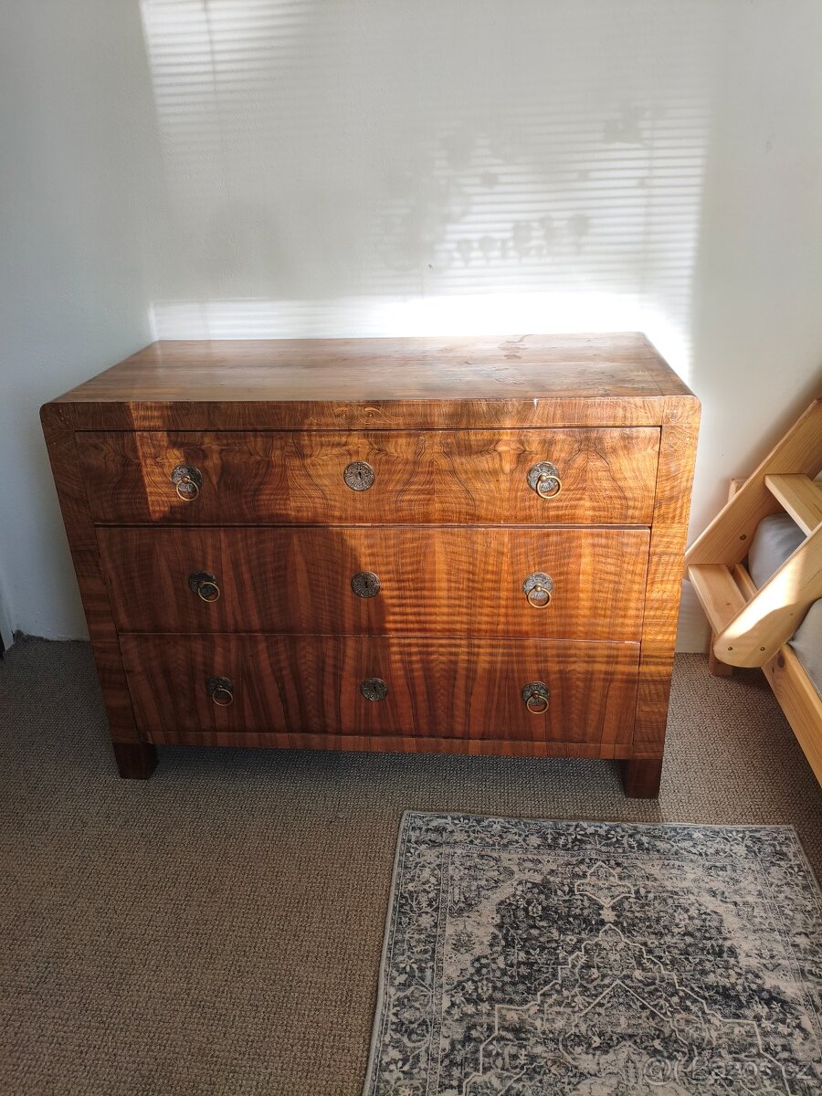 Starožitná komoda biedermeier - 4