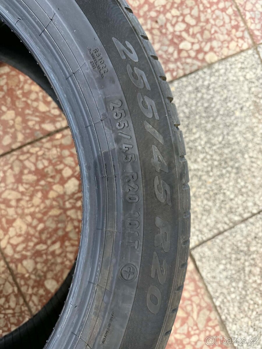 Zánovní pneu - 235/50 R20 100T - 4