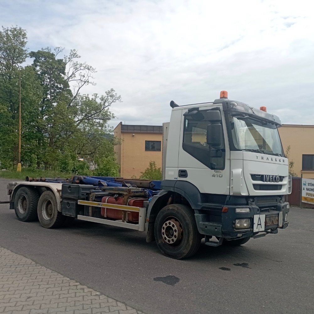 Iveco Trakker - 4