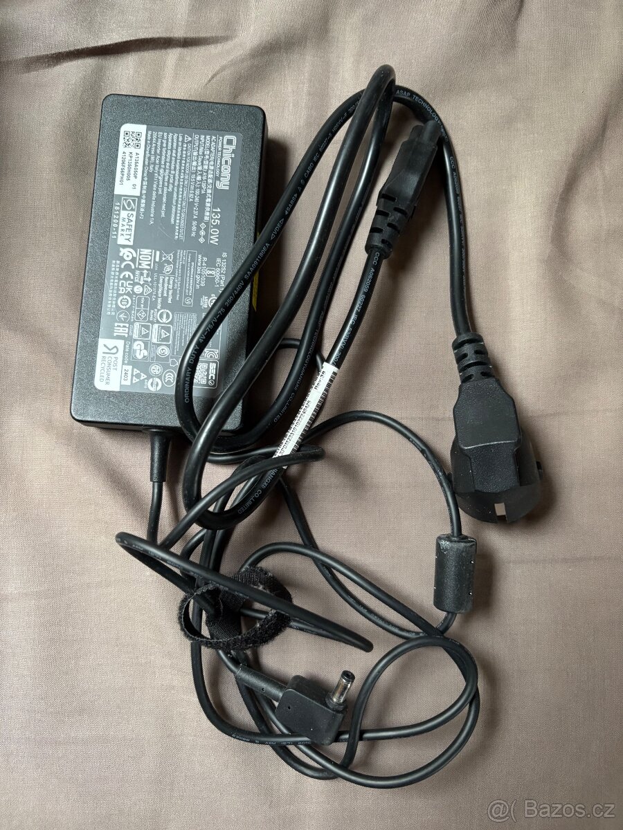 Acer Nitro V15 - 4