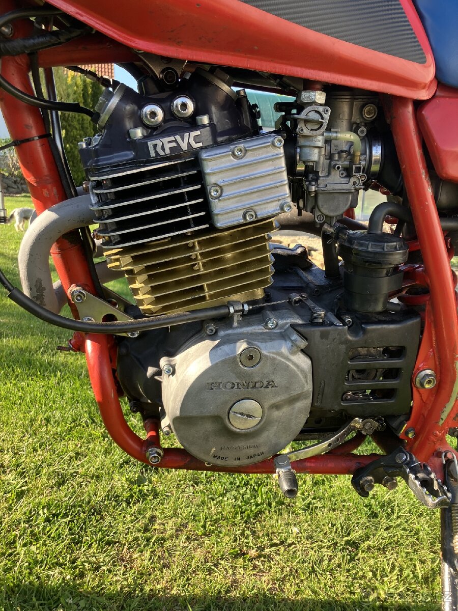 Honda xl600r - 4
