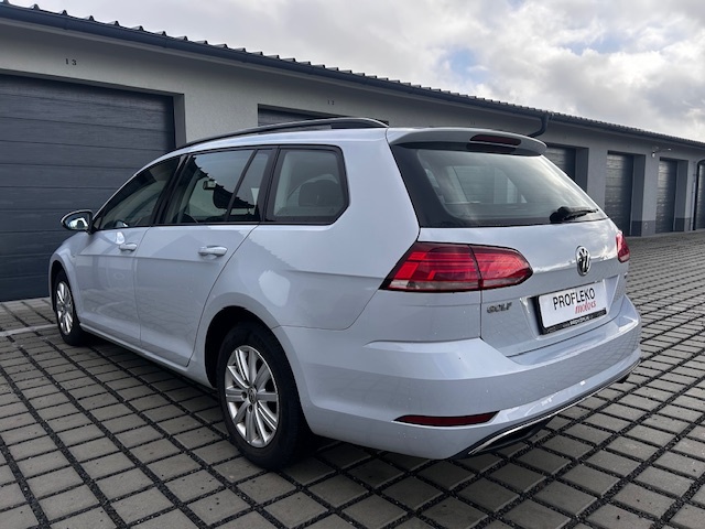 VW Golf Variant 1.0 TSi, 2017, automatická klima, tempomat - 4