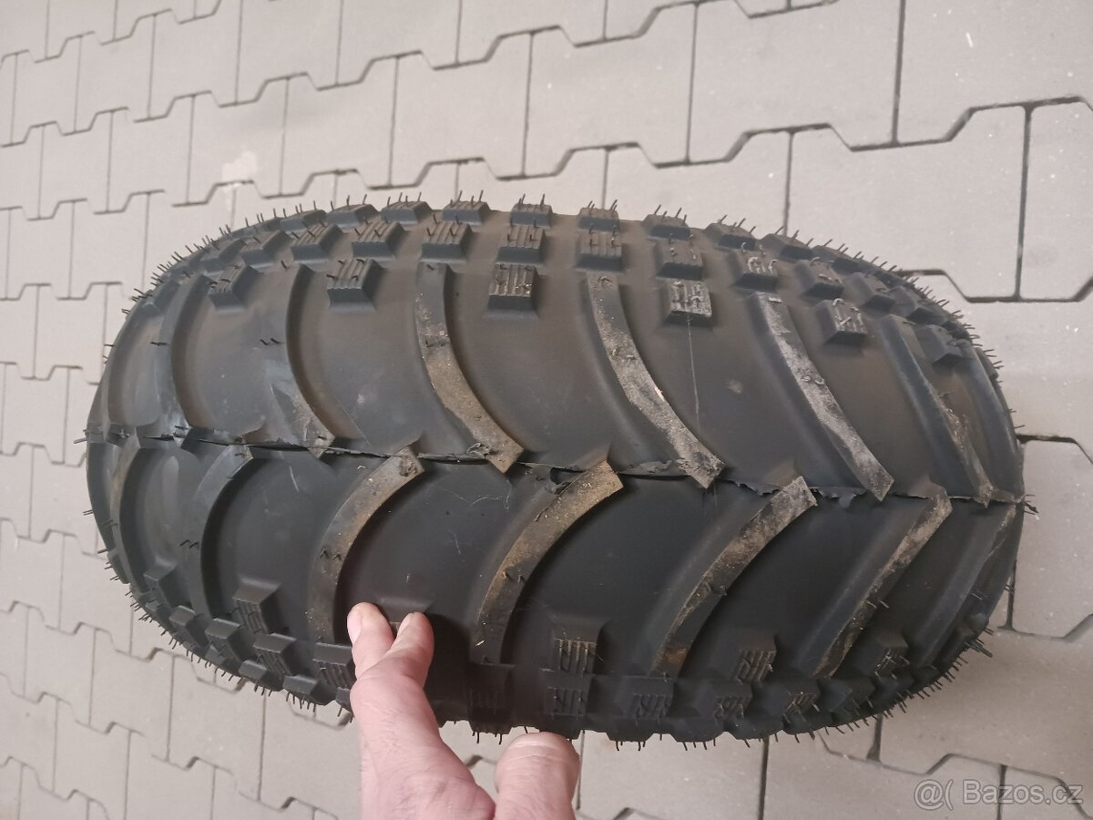 Pneu včetně disku 22x12x8 - 4