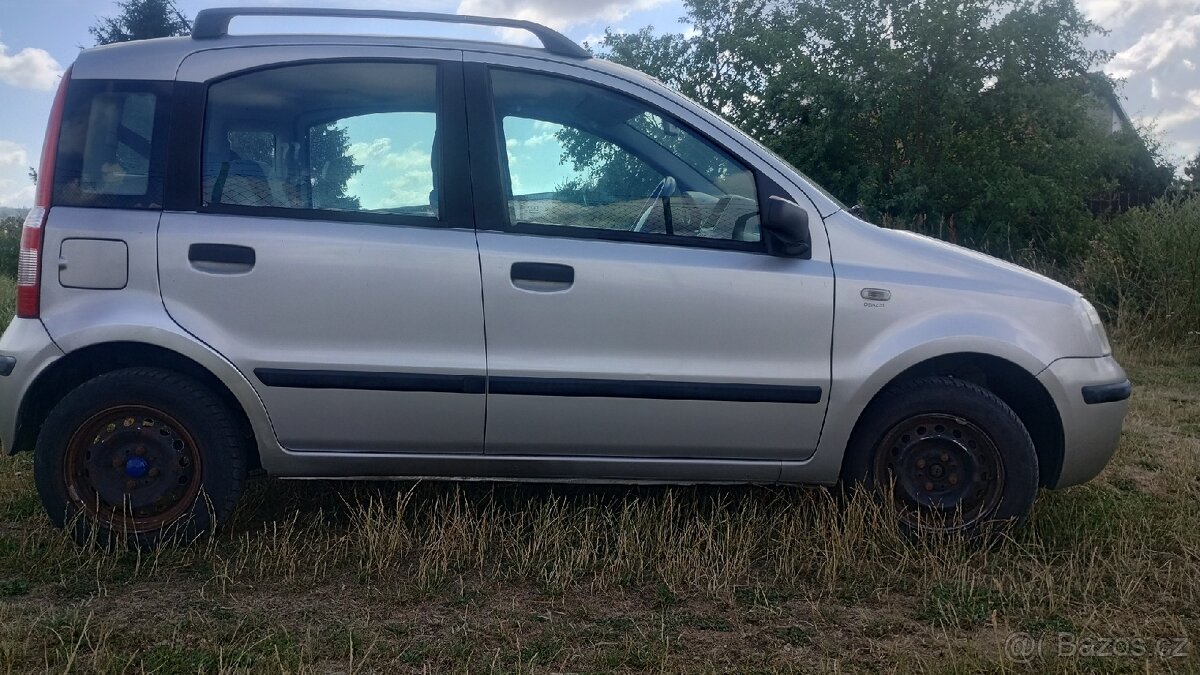 Fiat Panda 2 na náhradní díly. - 4