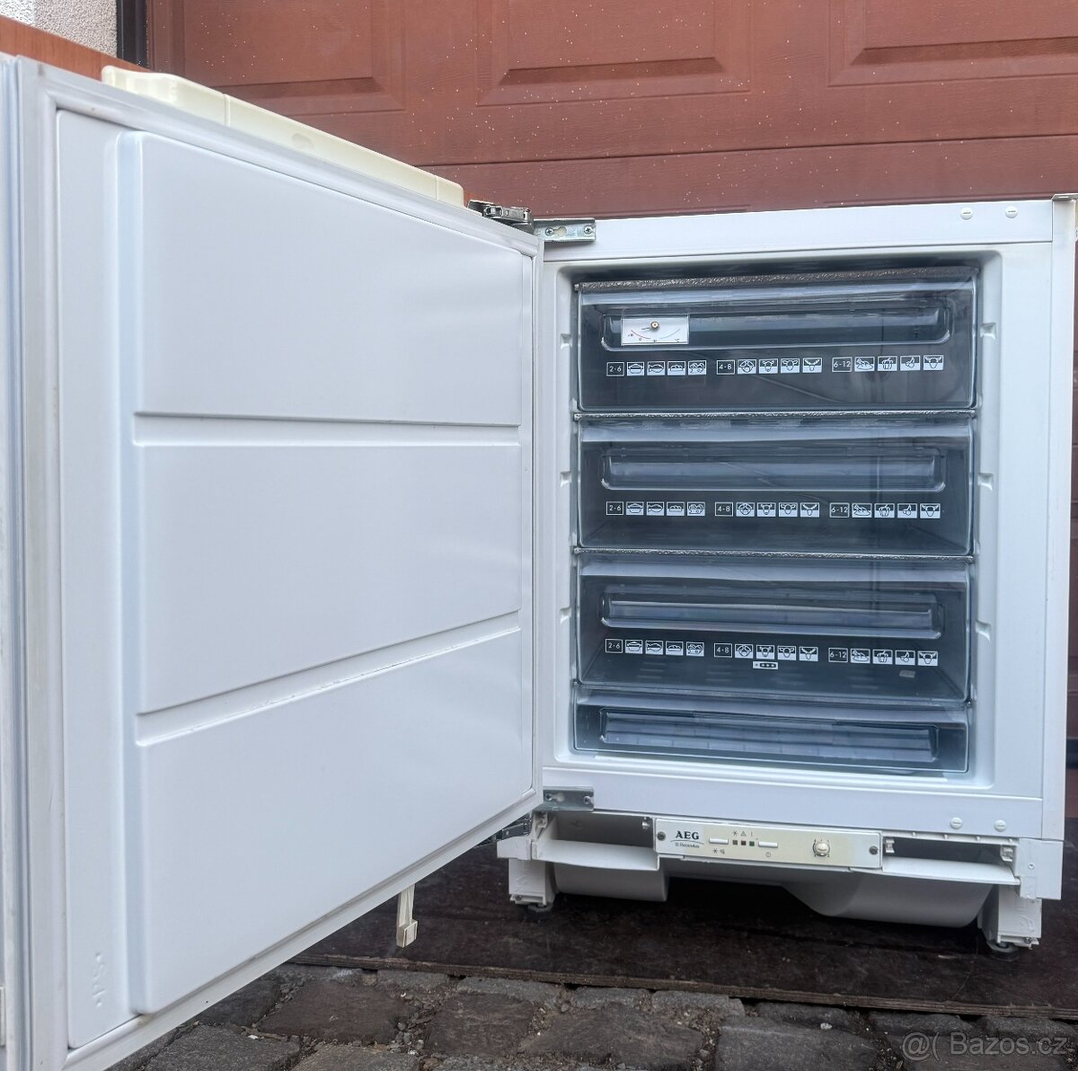 Šupl. vestavný mrazák AEG ARCTIS U 86050-4i - 4