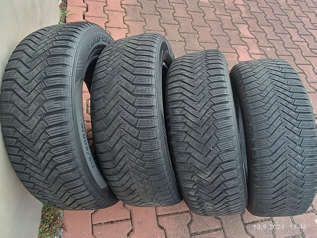 215 60 R16 pneumatiky zimní - 4