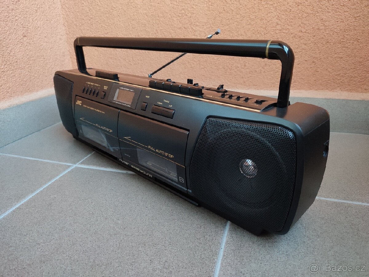 STEREO RADIO CASSETTE RECORDER JVC RC-W410. - 4