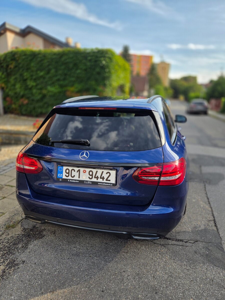 Mercedes C220 D kombi 125kw black edition - 4
