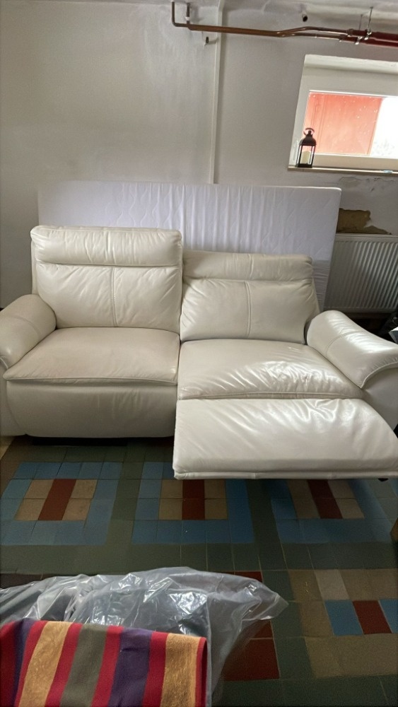 Elektricky polohovatelná sedací souprava z bílé kůže - 4