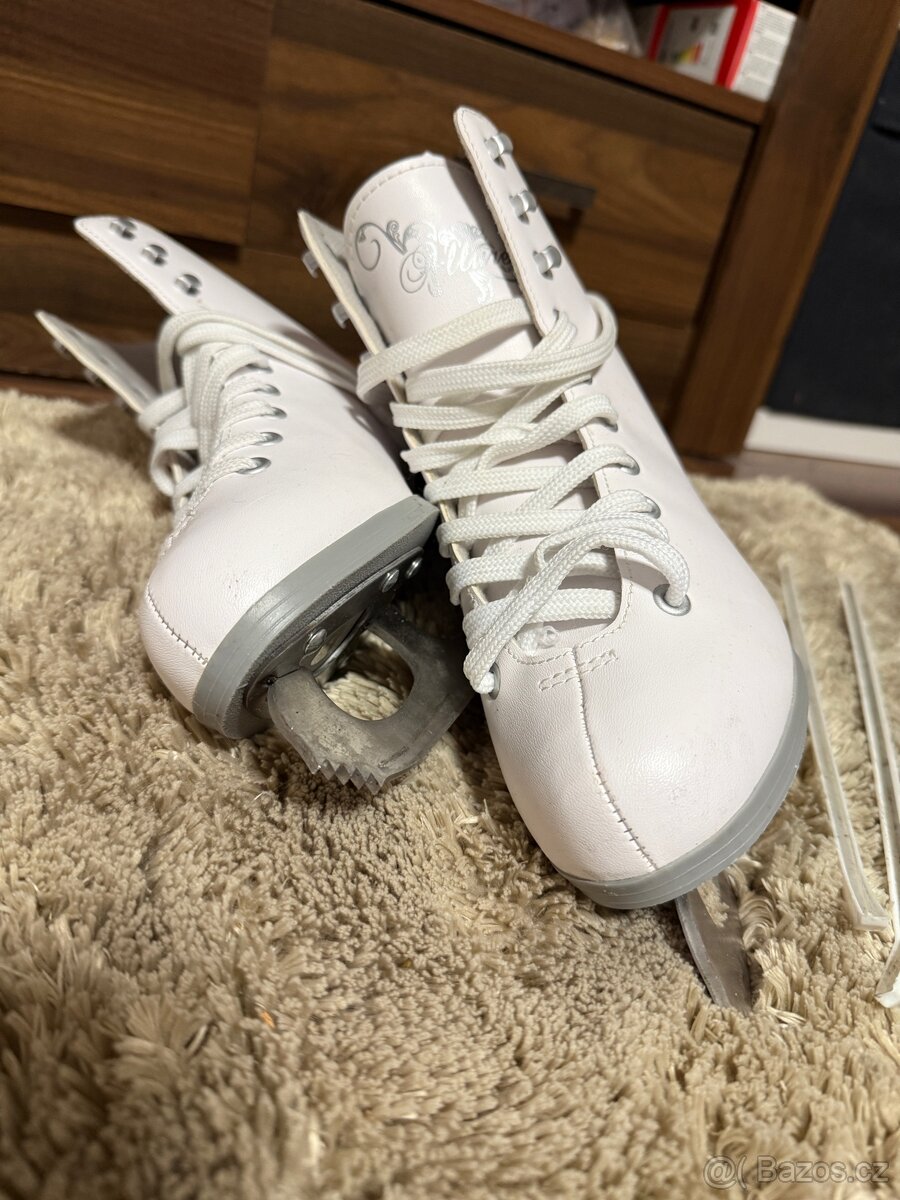 Dámské lední brusle Bladerunner velikost 38 - 4
