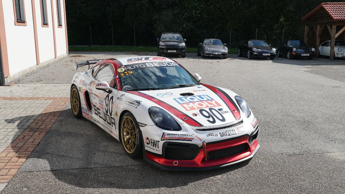 Porsche 981 Cayman GT4 Clubsport MR, závodní - 4