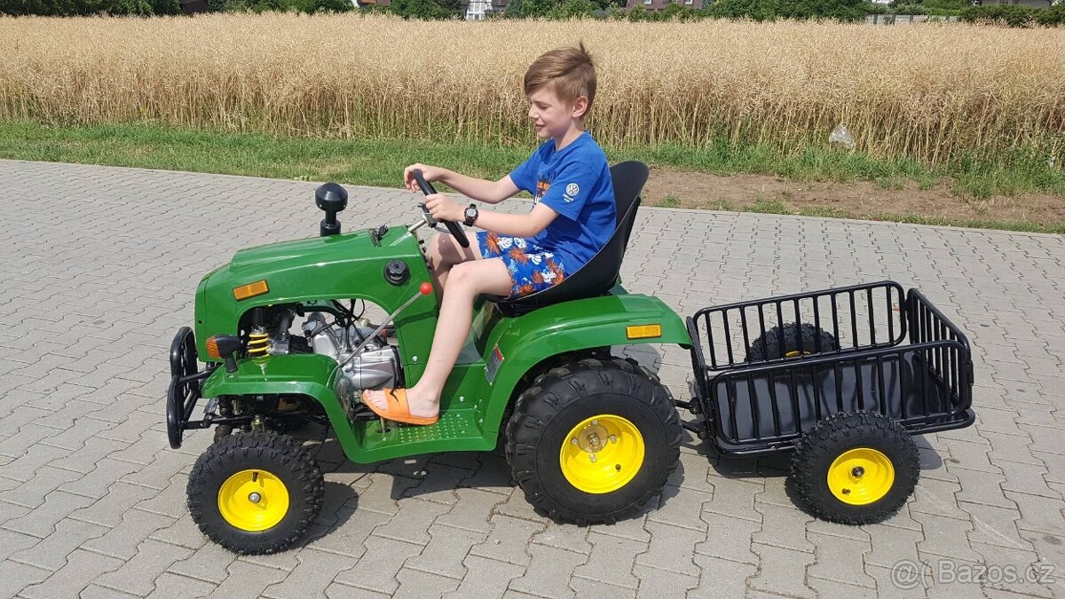Dětský čtyřtaktní zahradní traktor s přívěsem 110ccm. zelený - 4