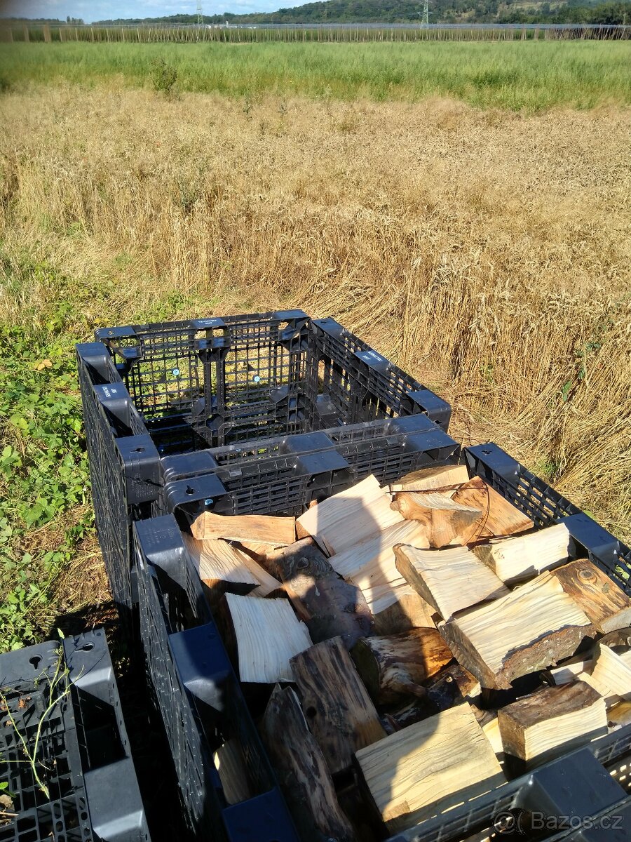 Skladovací kontejnery/boxy na palivové dřevo. - 4