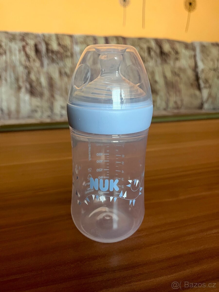 Lahvička Nuk - 4