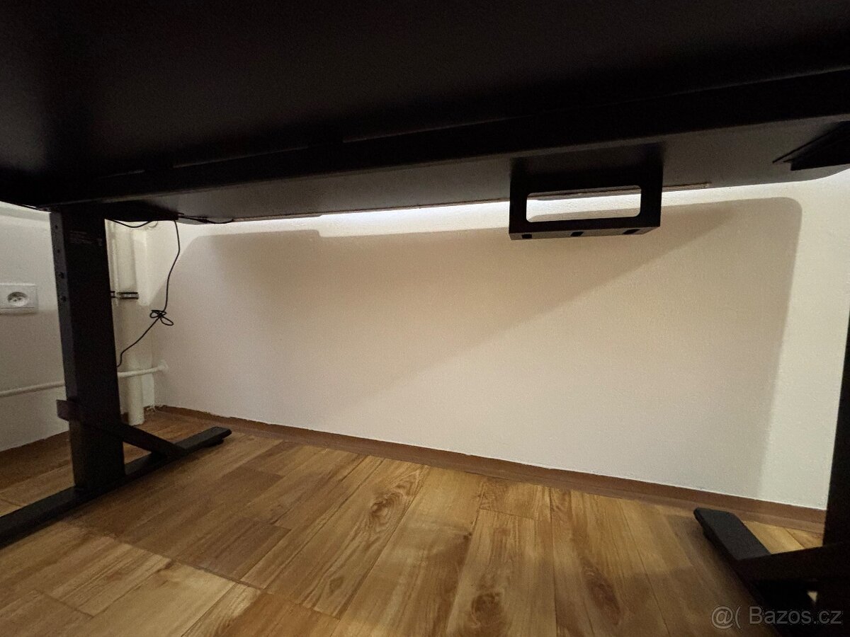 Herní stůl Rapture FORT 410 RGB - 4