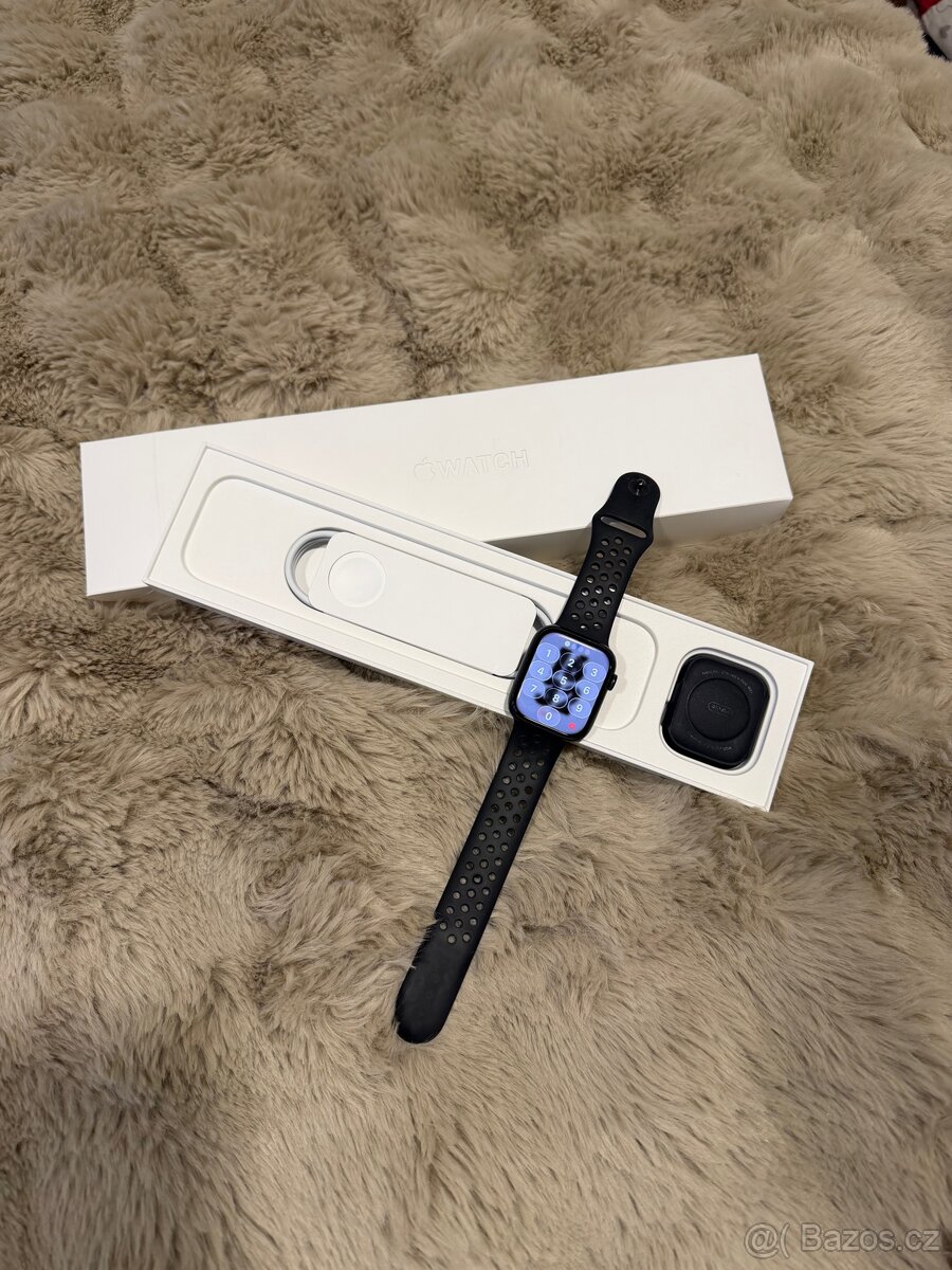 Apple Watch Series 8 45mm - 4