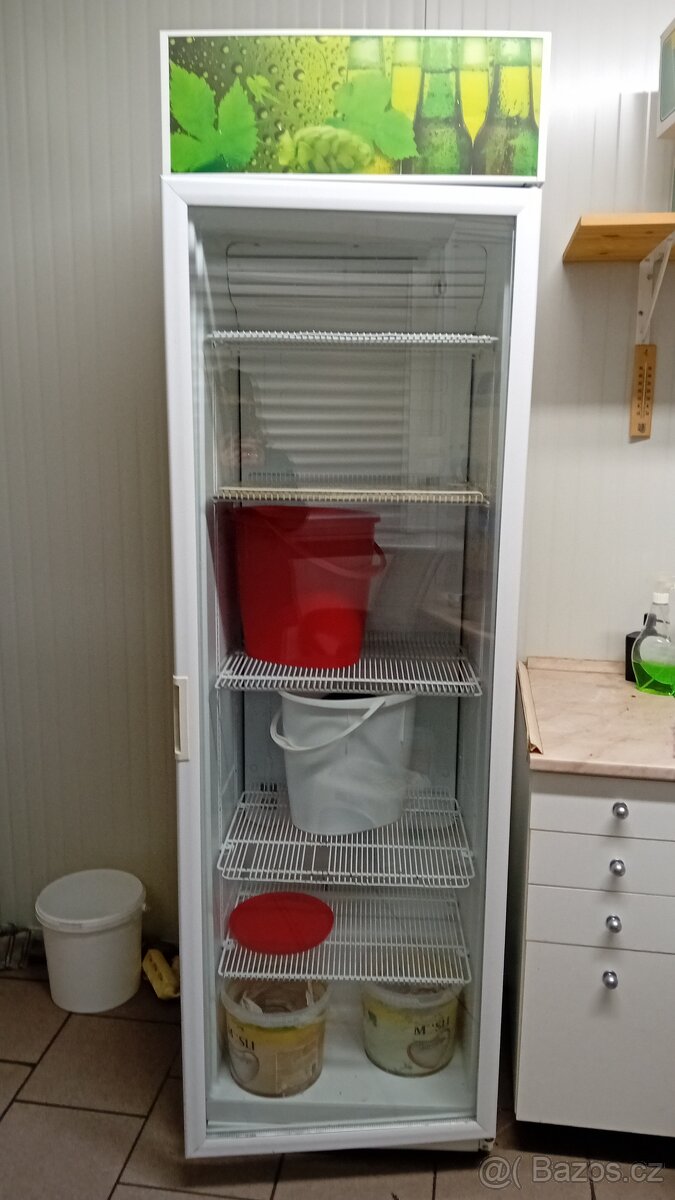 Chladicí vitrína - lednice - 4