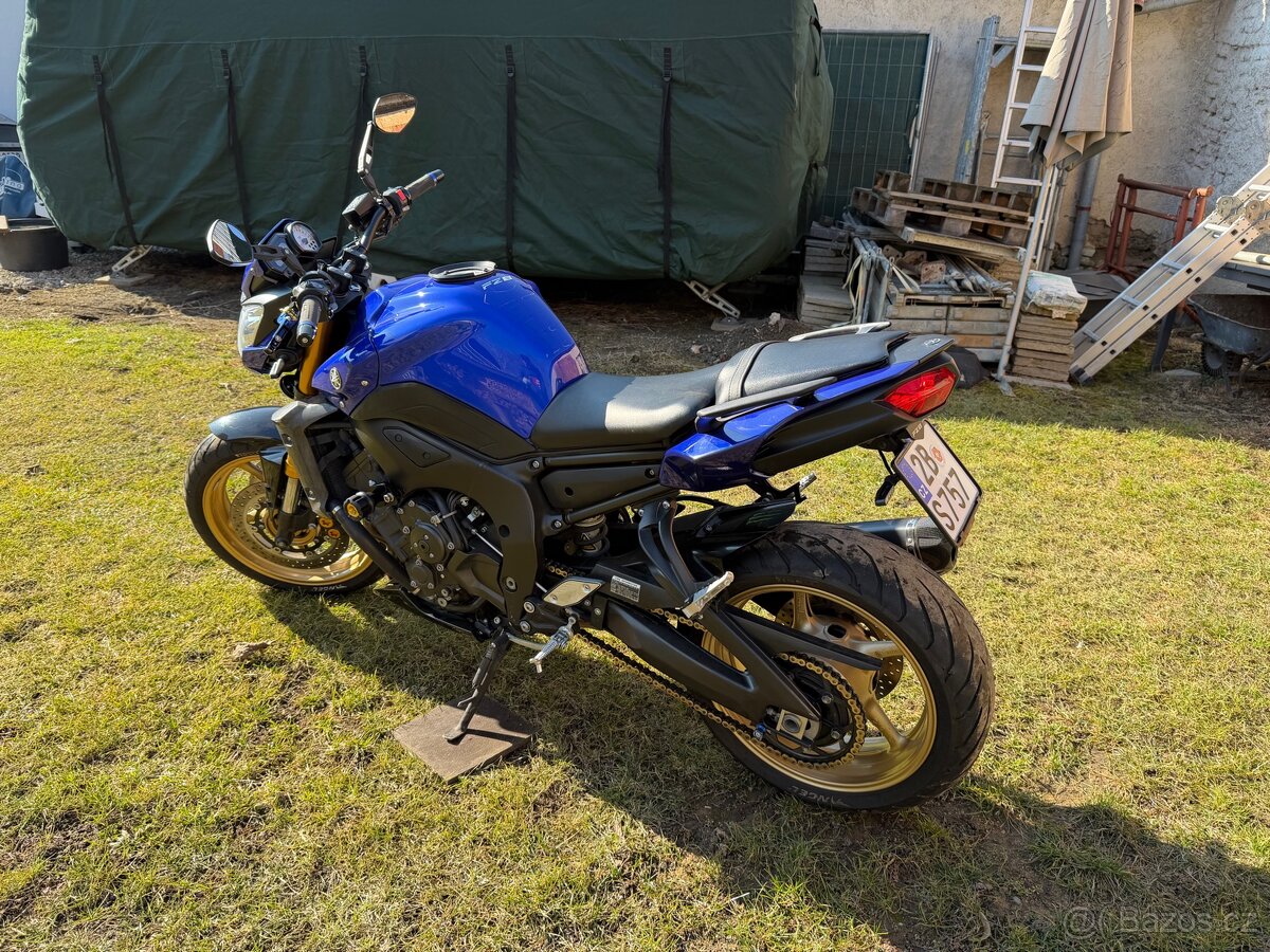 Yamaha FZ8N - 4