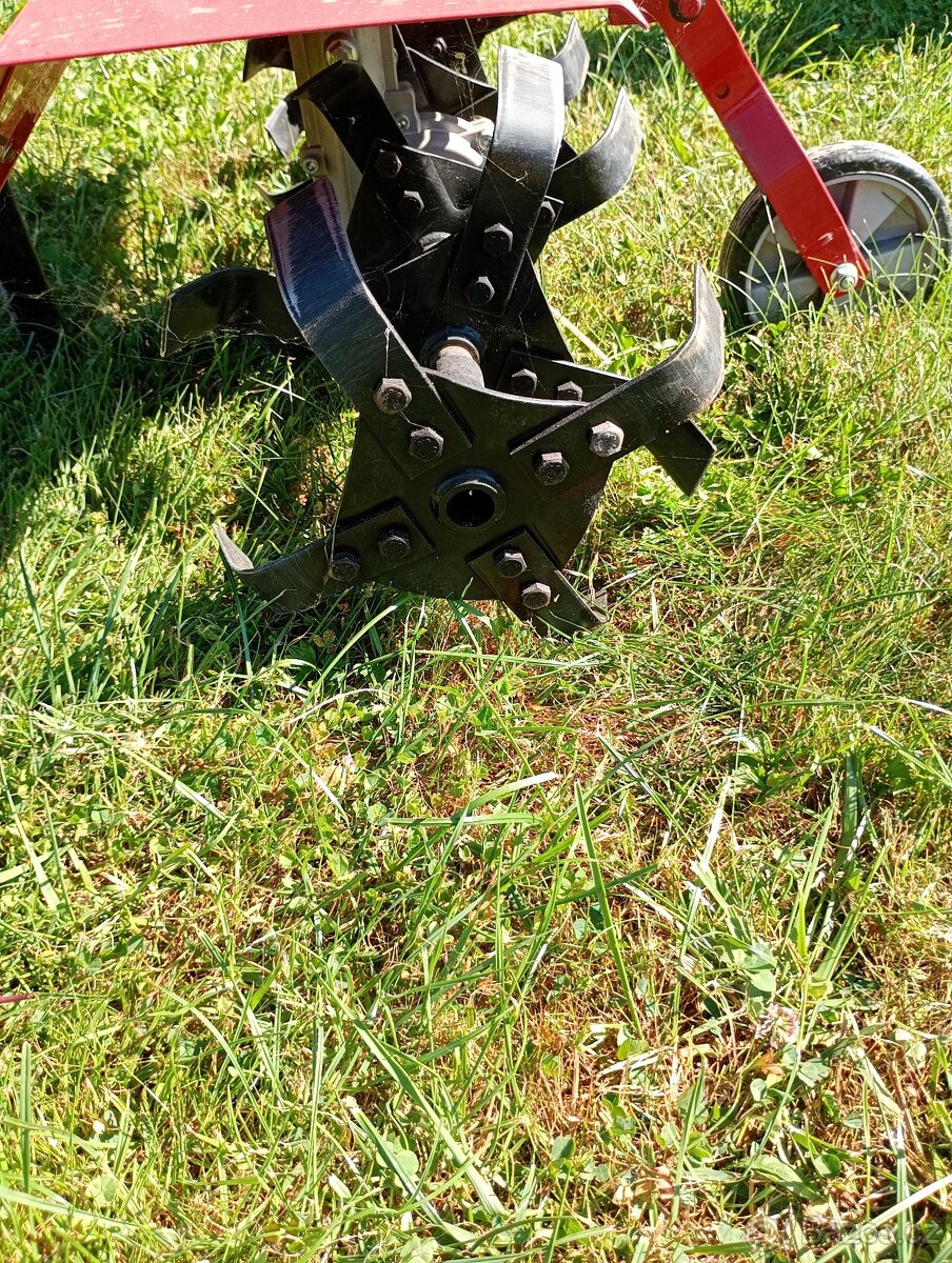 Motorový kultivátor - 4