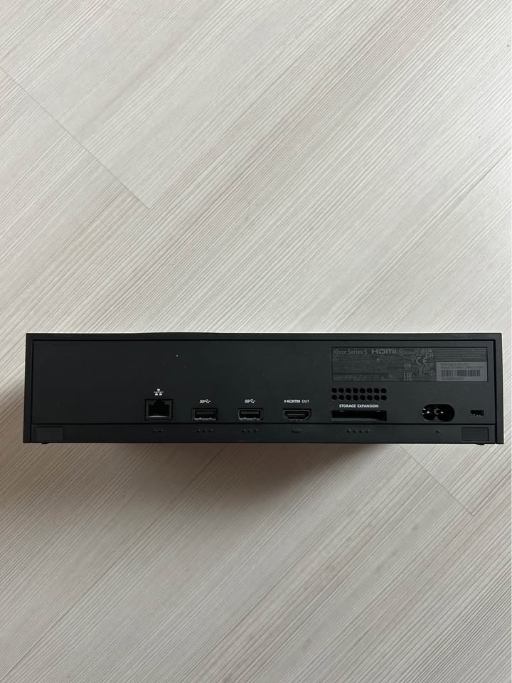 Microsoft Xbox Series S 1TB SSD Black - 4