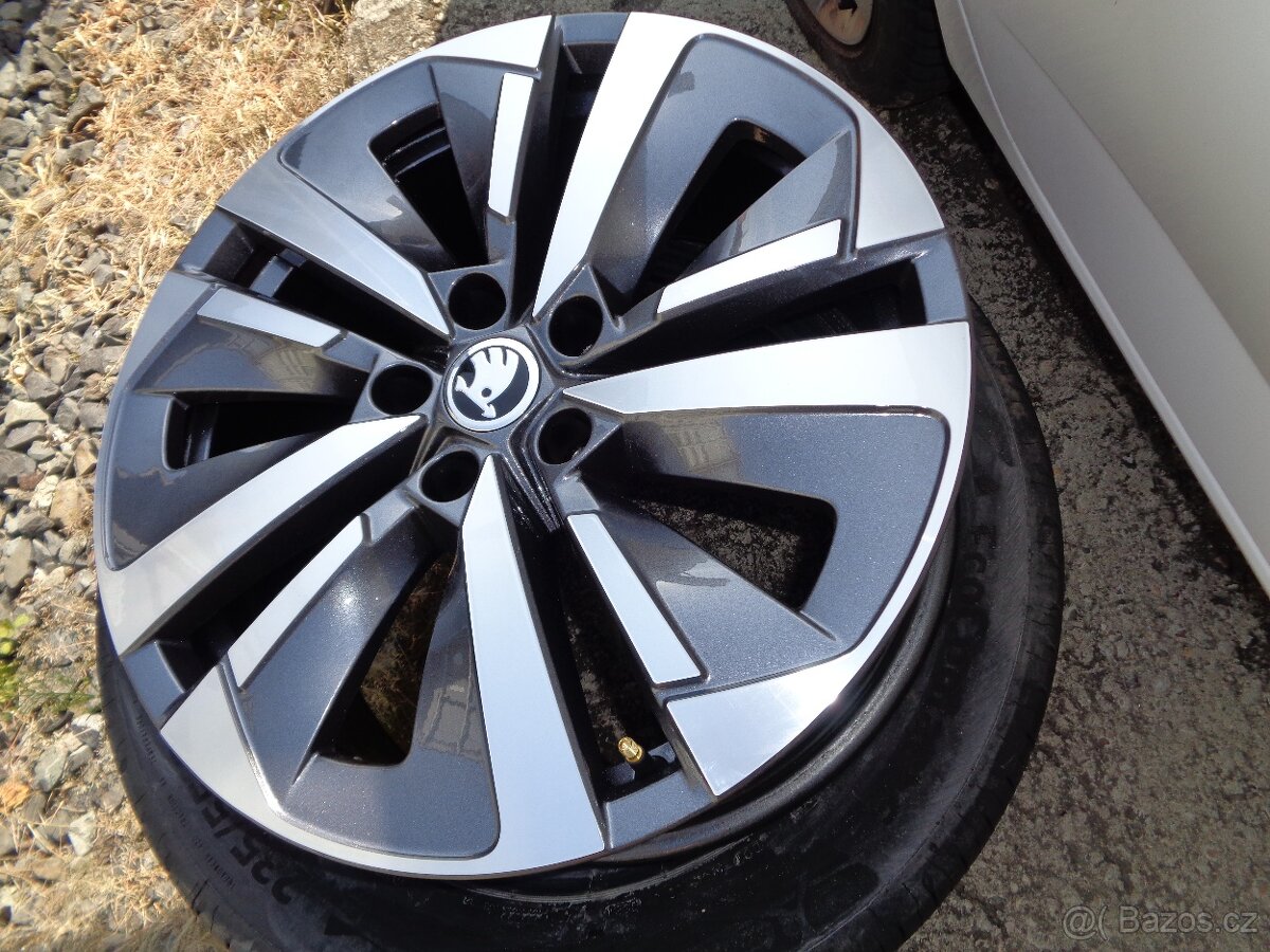 škoda kodiaq 18 alu 5x112 nové letní - 4