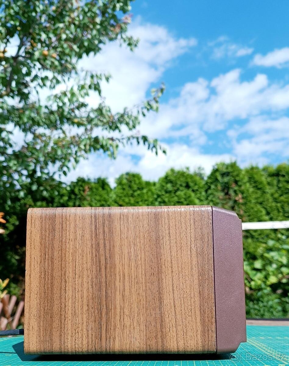 Retro stolní mono rádio Diora Sniežka R207 - 198ž - 4
