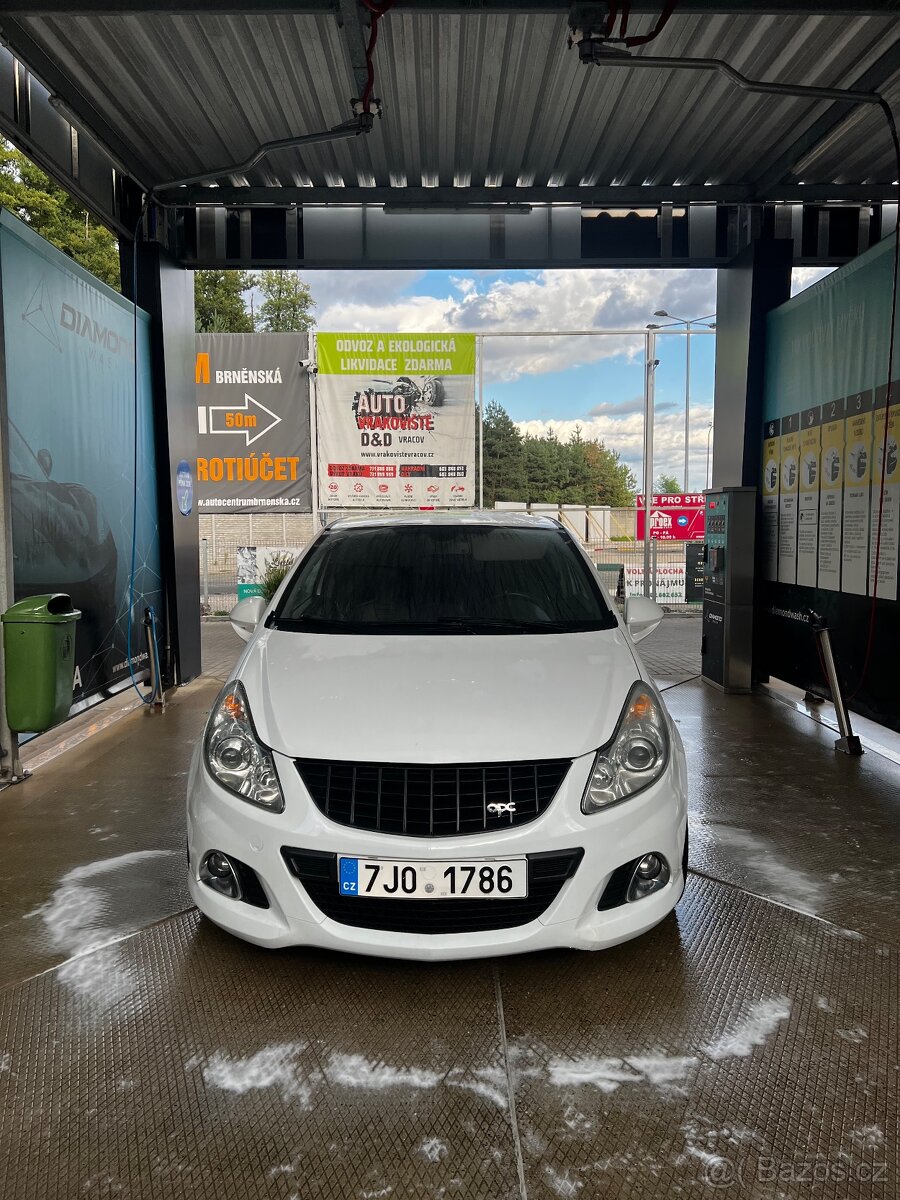 Opel Corsa D OPC - 4