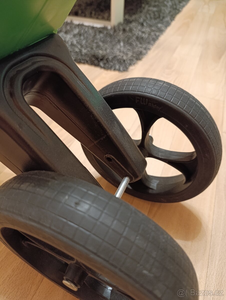 Odrážedlo FUNNY WHEELS Rider SuperSport zelené 2v1 - 4