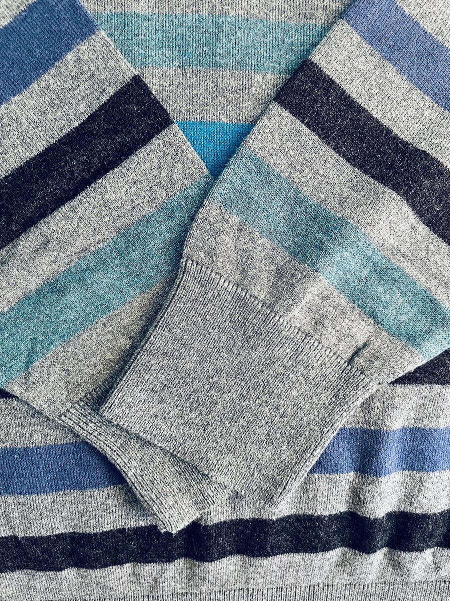 Pánský svetr Marks & Spencer – výborný stav, vel.M - 4