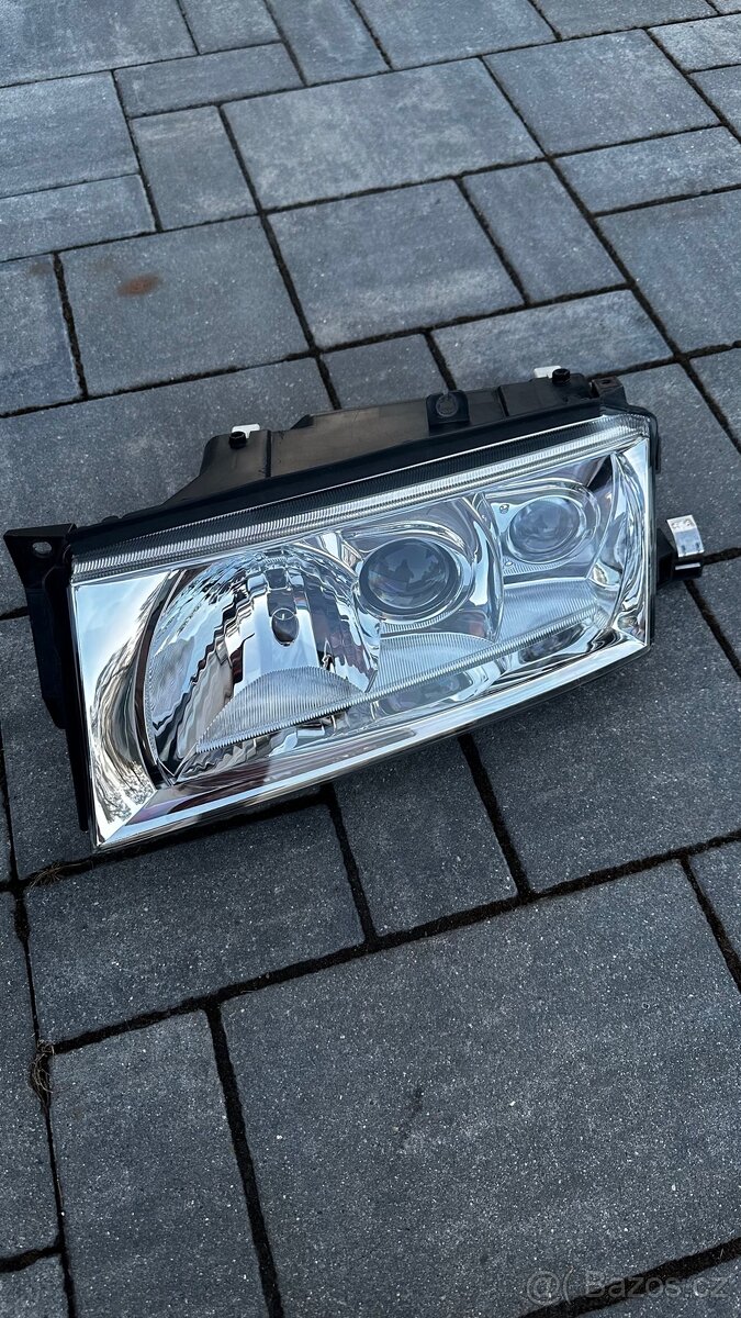 Xenony škoda octavia 1 - 4