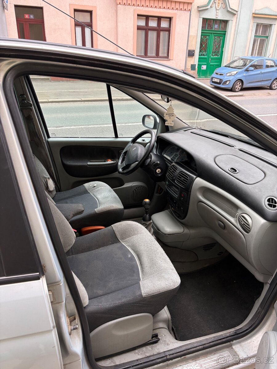 Renault Scenic - 4