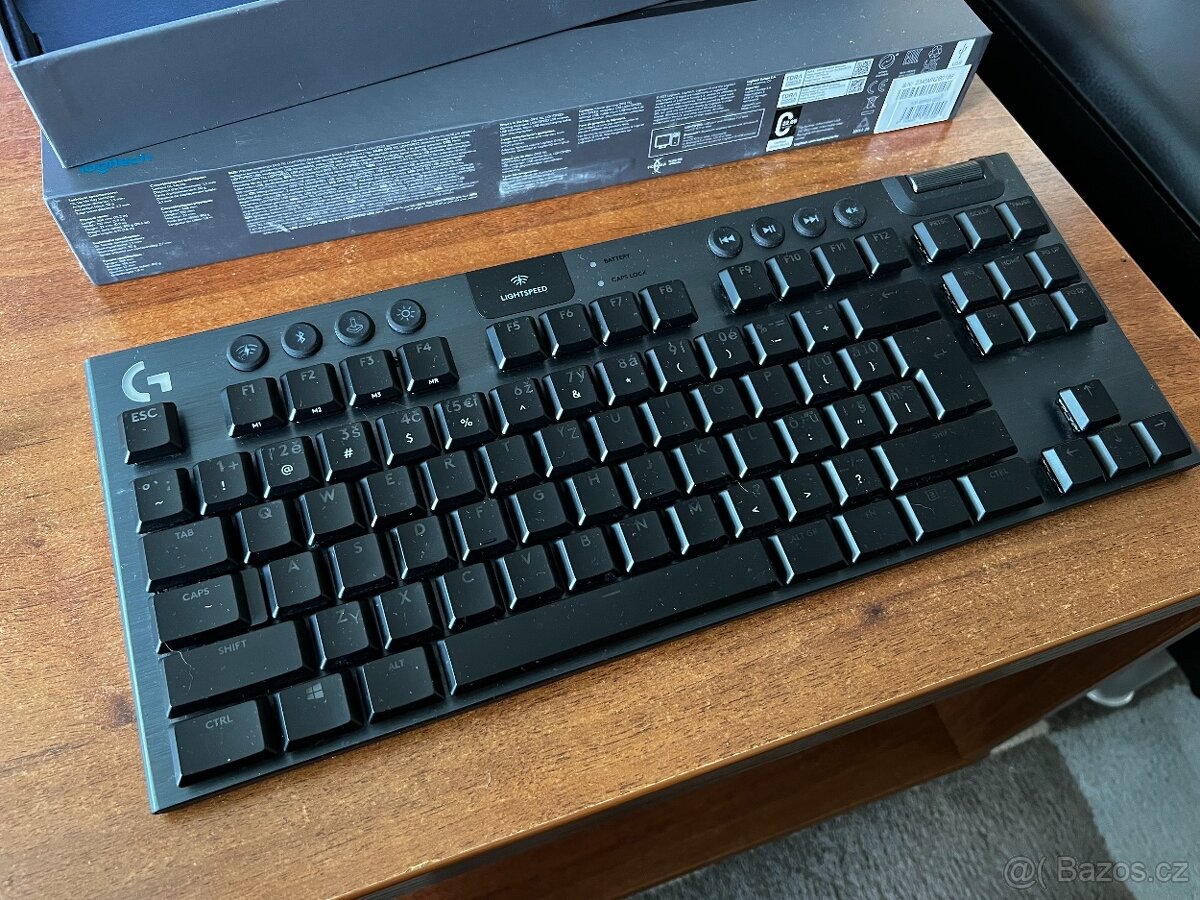 Herní mechanická klávesnice Logitech G915 TLK CZ - 4