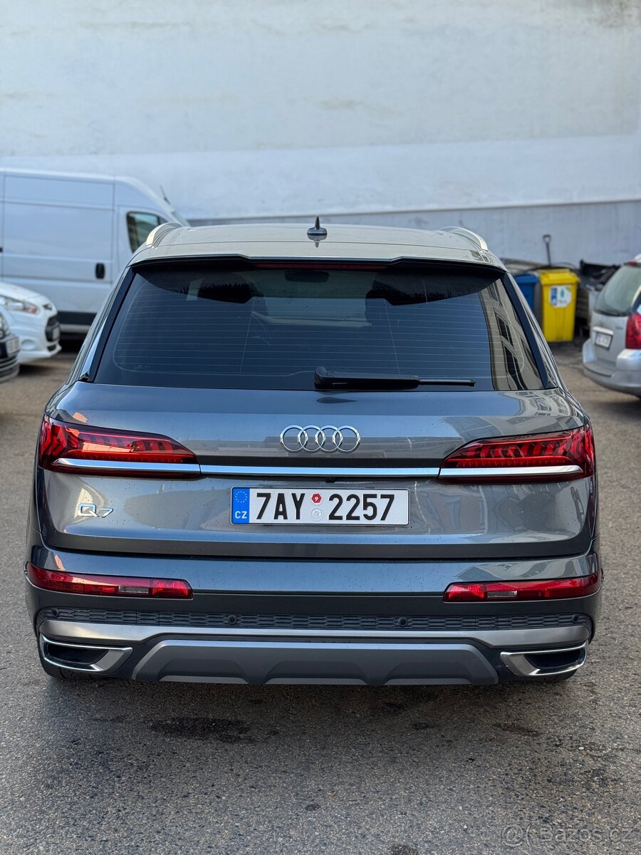 Audi Q7 3.0 210kW S-Line - 4