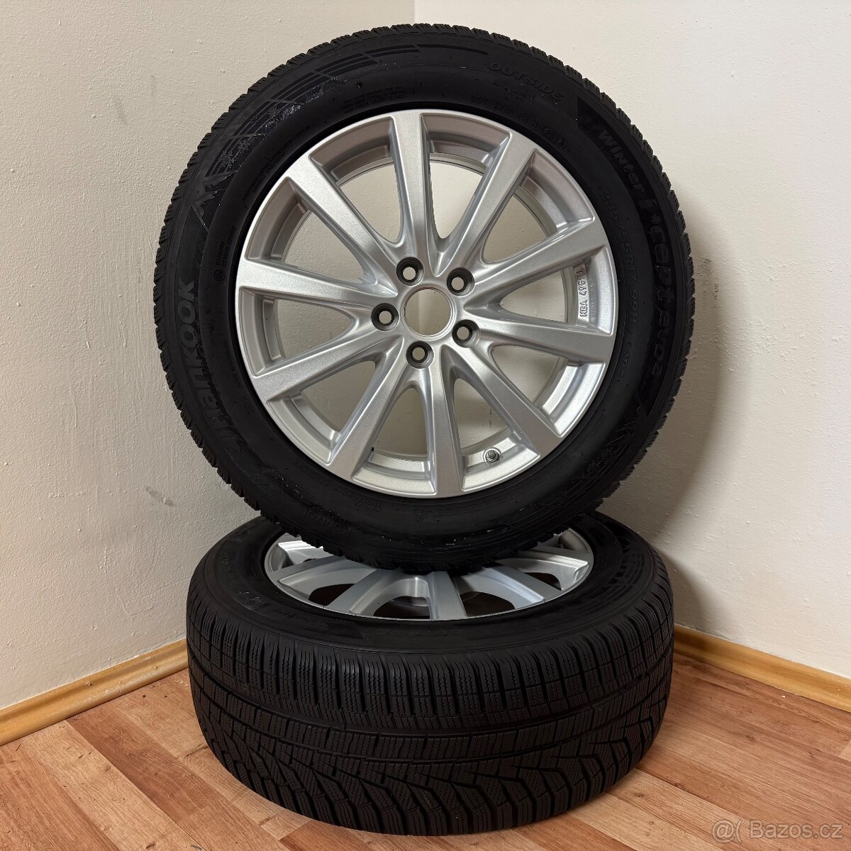 FORD KUGA 5x108 R17 ET52,5+ZIMNÍ 235/55R17 6/4,5mm - 4