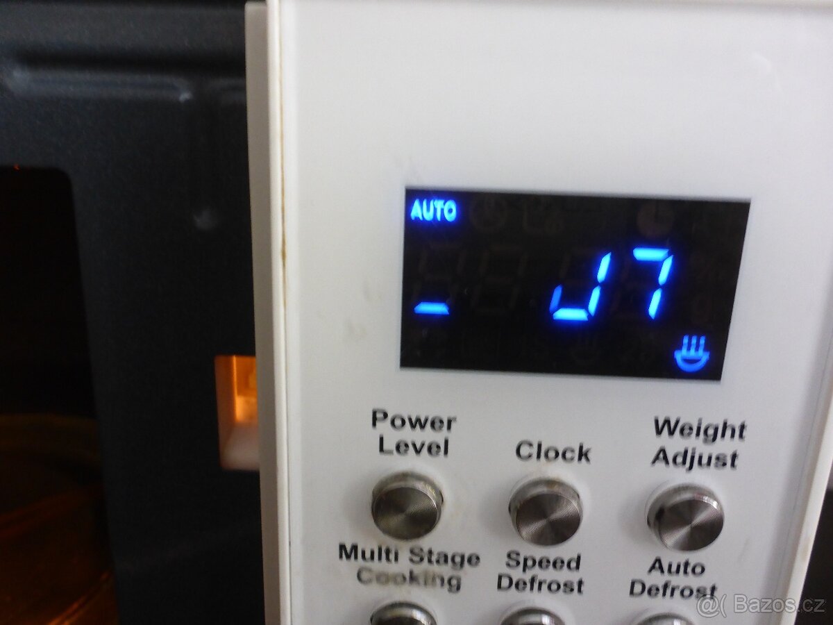 Mikrovlnná trouba ECG MTD 2002 - 4