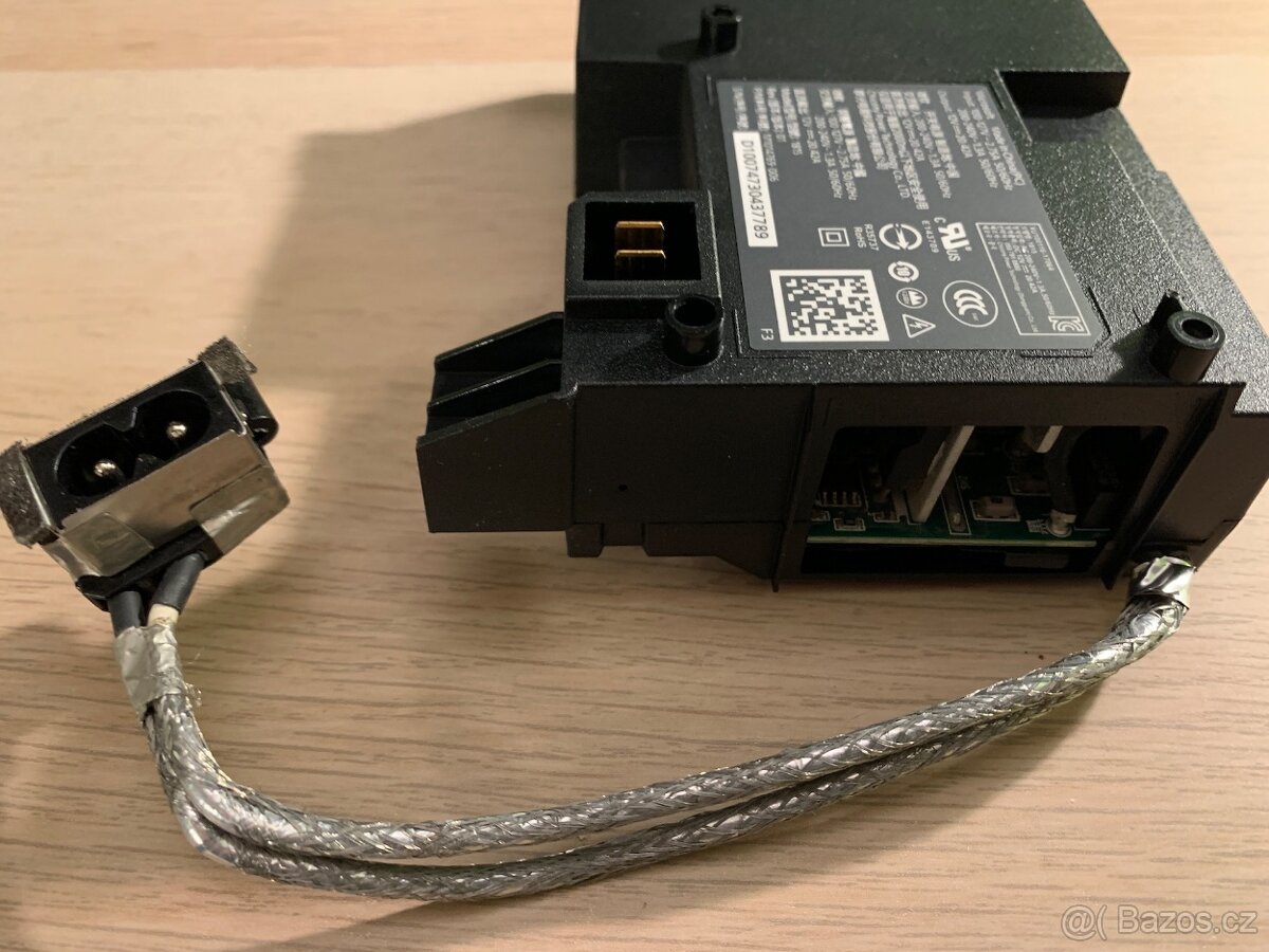 NOVÝ Originální napájecí zdroj pro Xbox One X - 4