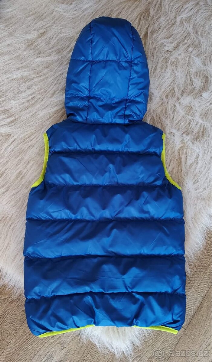 Vesta pro chlapce
Vel.- 140
- 4
