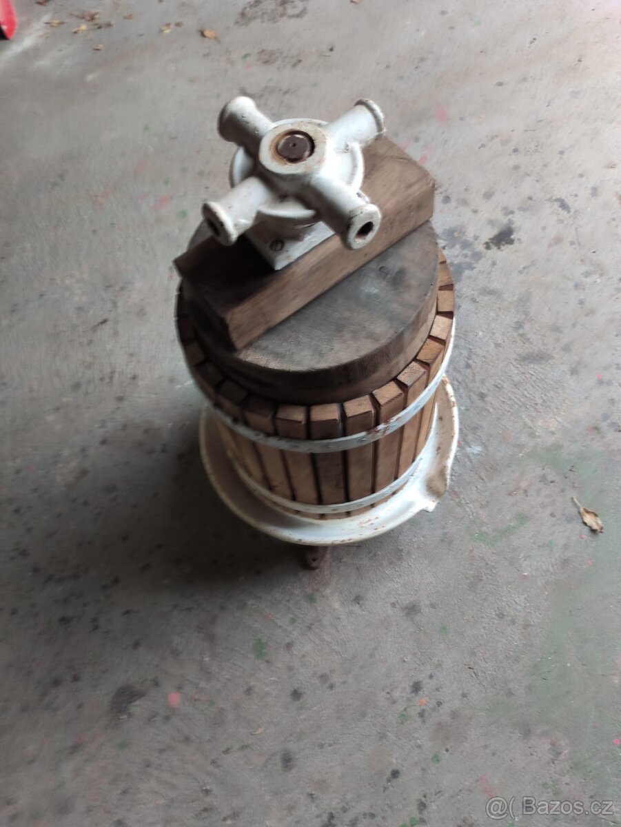 Ruční lis na ovoce - 4