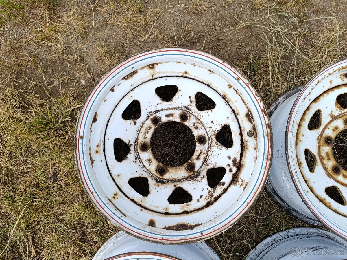 Prodám sadu disků Mangels Triangular R15 - 4