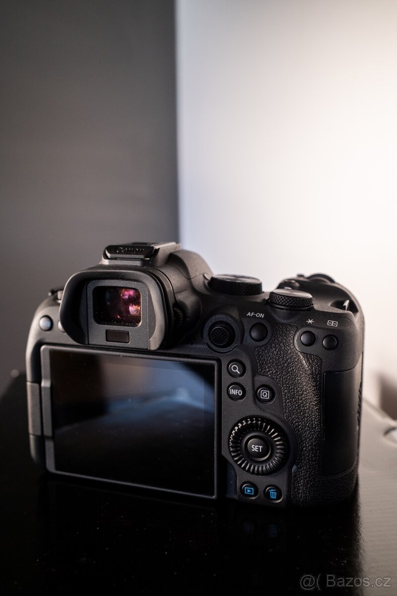 Canon EOS R6 mark II - 4