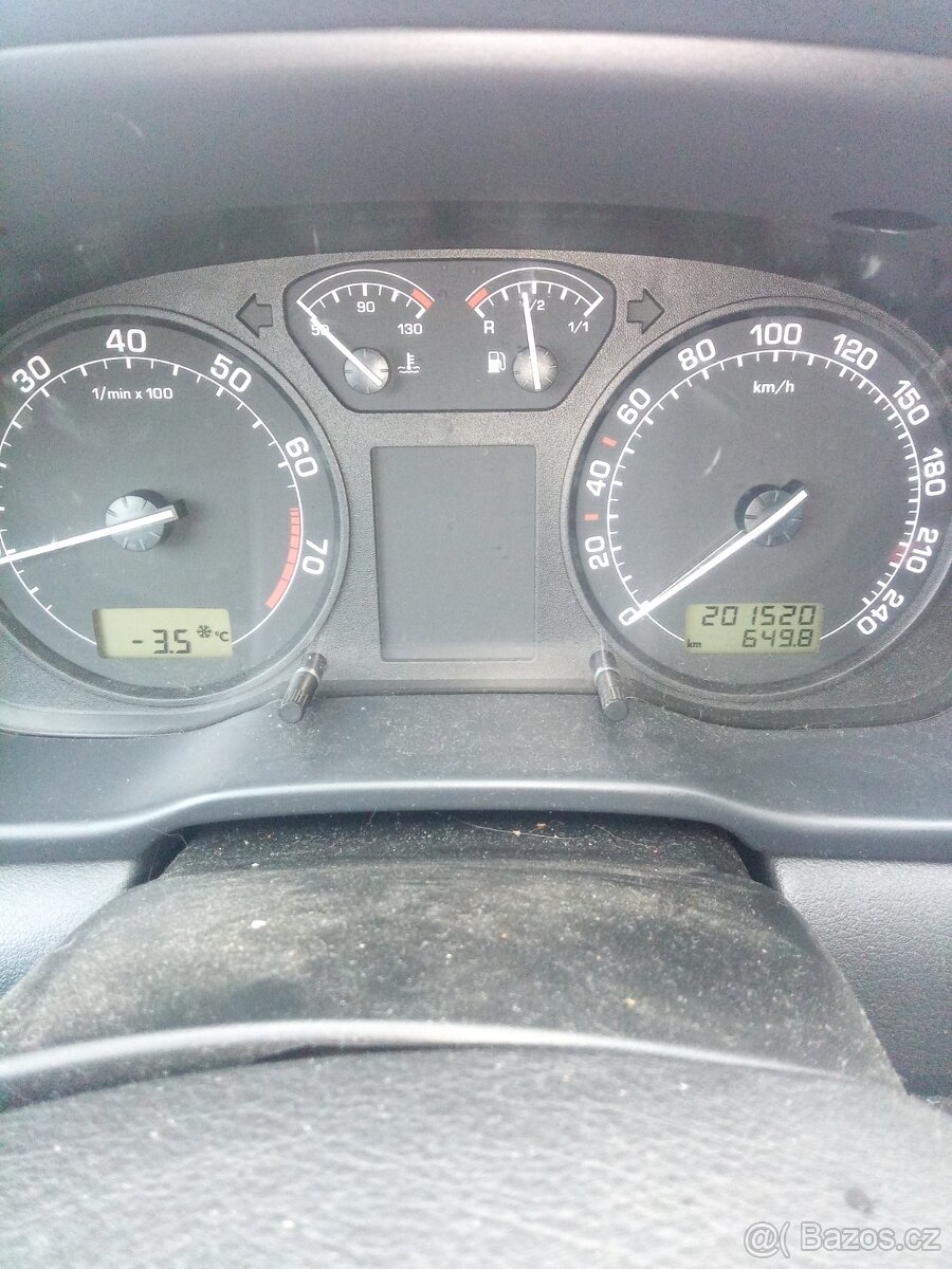 ŠKODA OKTAVIA 1 1.6MPI - 4