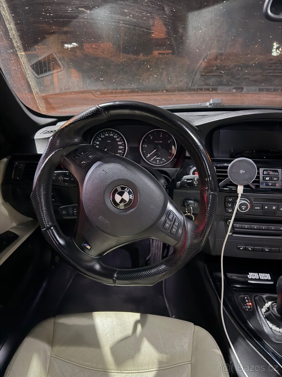 BMW 330xd (E91) 2007 | xDrive | 170 kW - 4