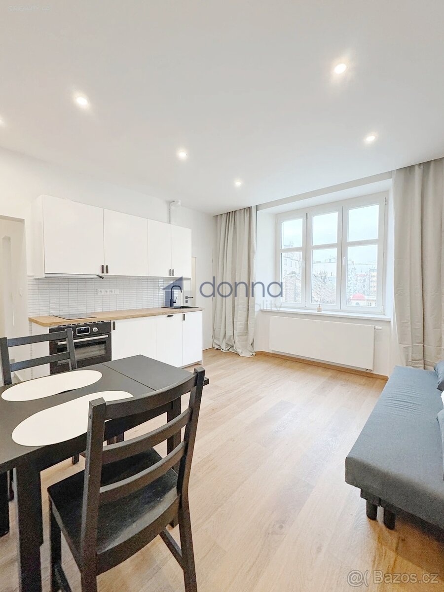 Pronájem bytu 2+kk, 38m², ul. Komunardů, Praha 7 - Holešovic - 4