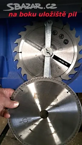 pila na dřevo na stojanu - 4