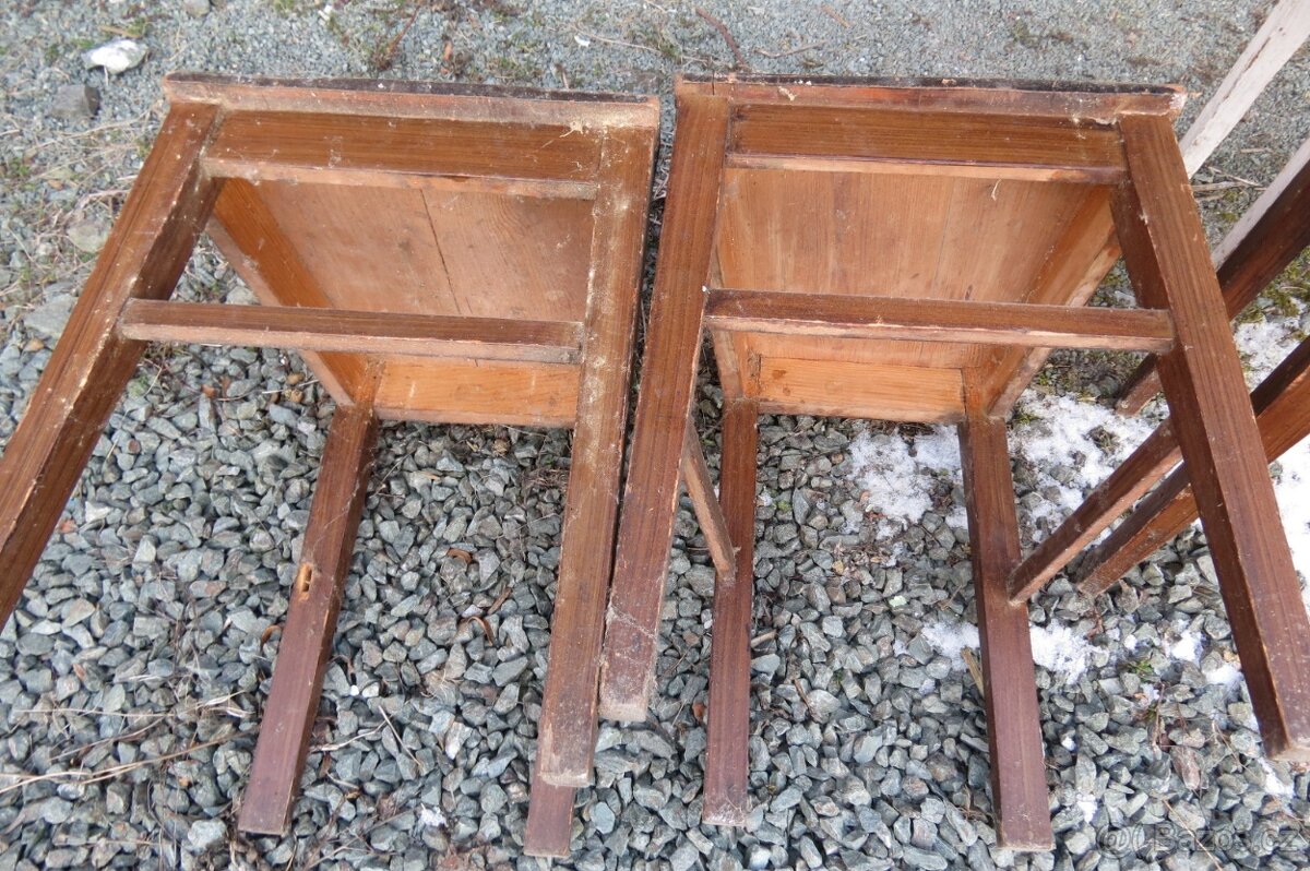 4 x stará židle - 4
