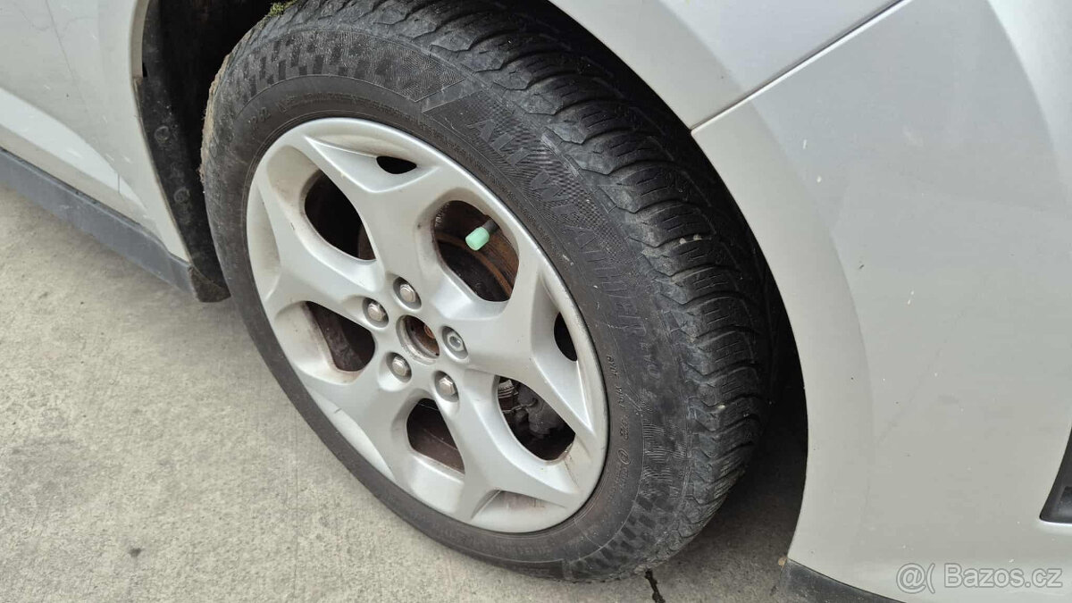 Ford C-max 1.0 EcoBoost 100k - 4