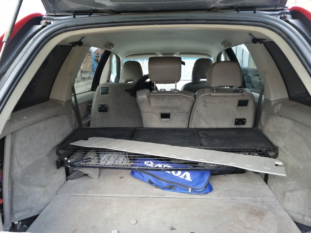 +Volvo XC90 - 4