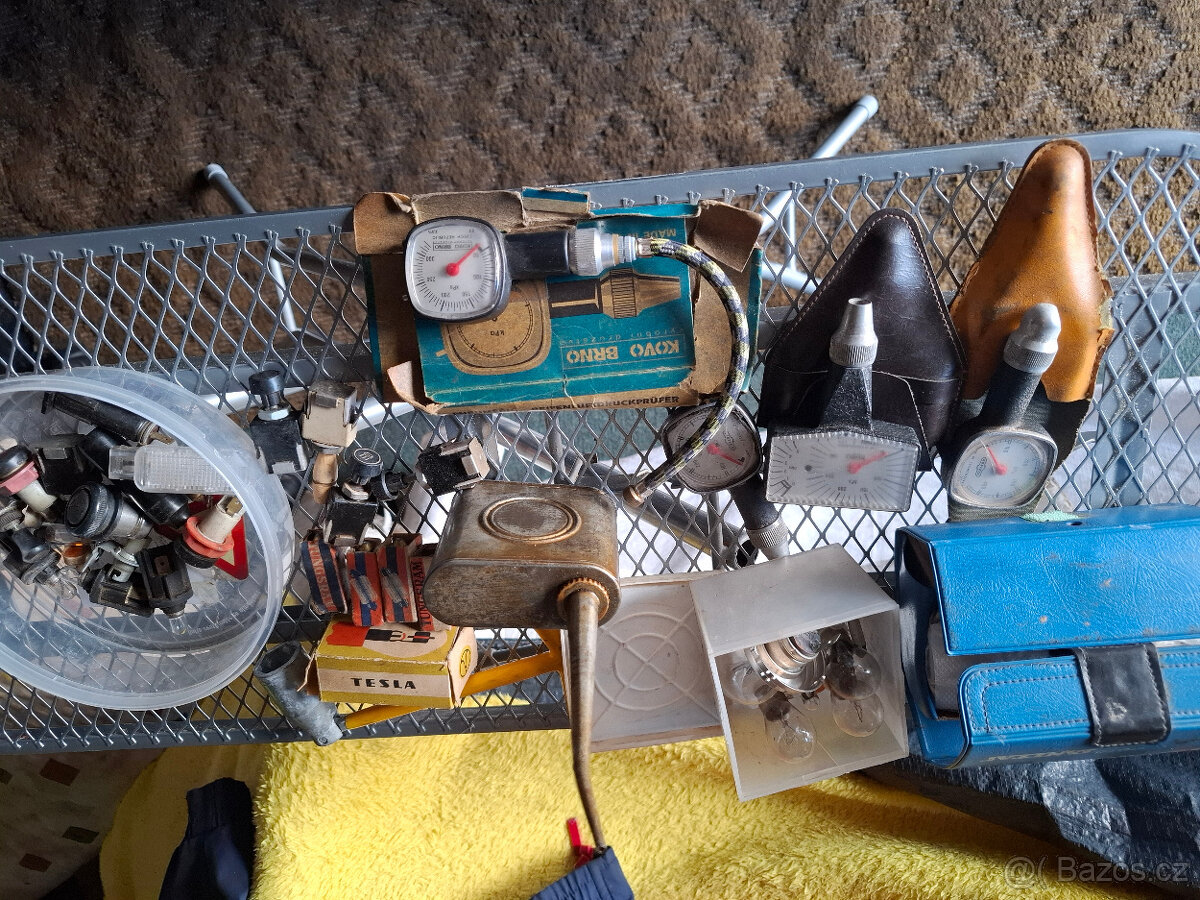 Prodám pár doplńků na motoveterány,autoveterány - 4