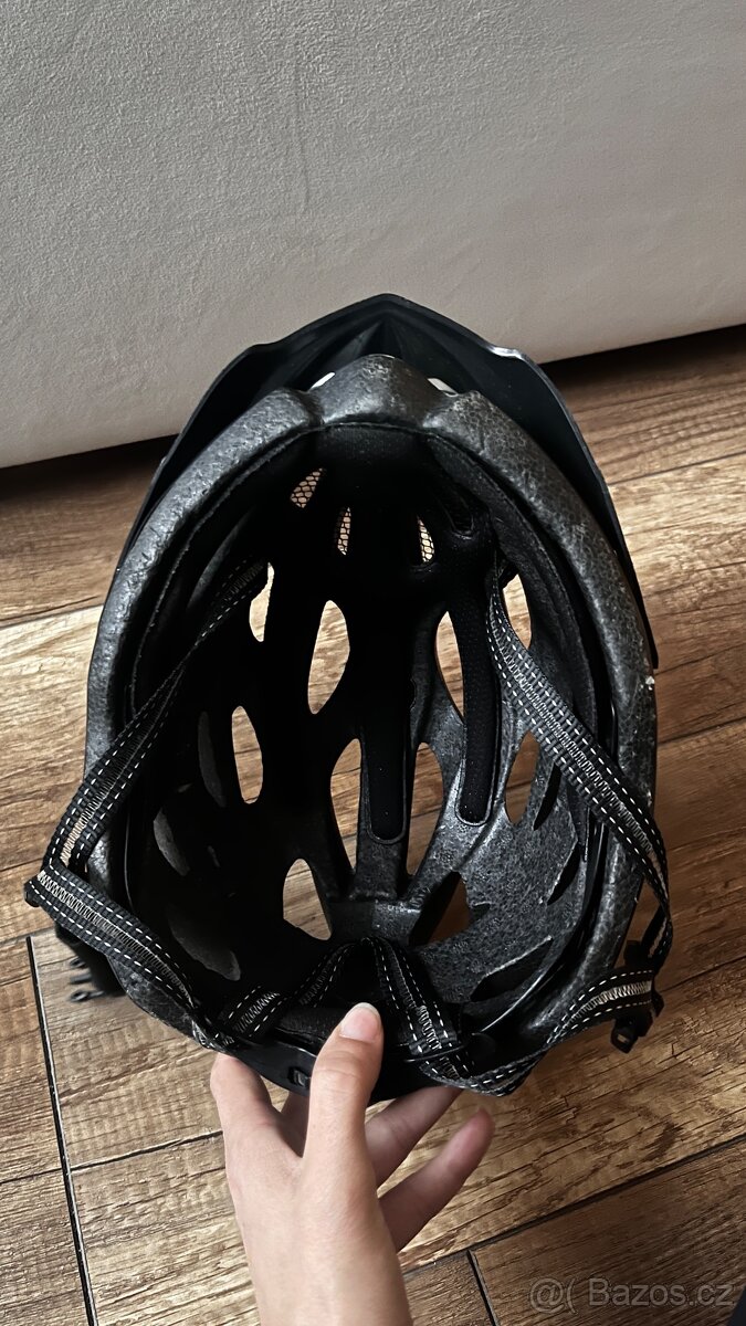 Dámská helma na kolo - 4