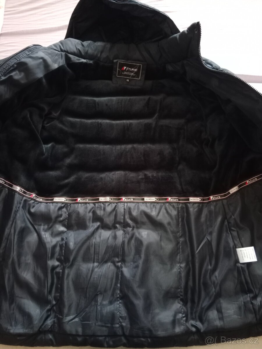 Dámská zimní bunda se vzorem a s kapucí - 4